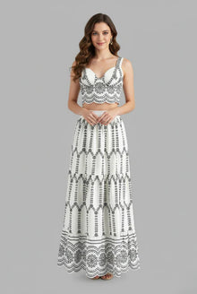 Liora Dames Co-ord Set – Bustier Crop Top & Geborduurde Maxi Rok